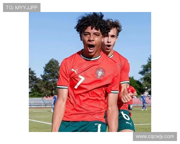 迷你罗继承父亲遗志15岁小将入选葡萄牙U16新阵容引关注